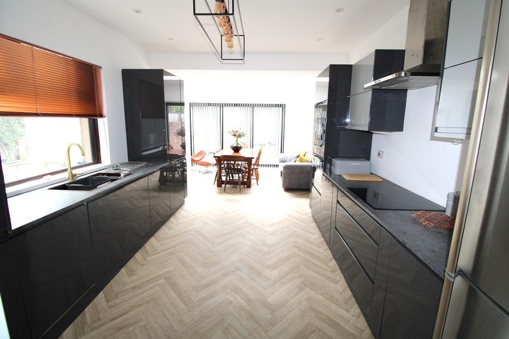 Open Plan Kitchen/Dining/Sitting Area