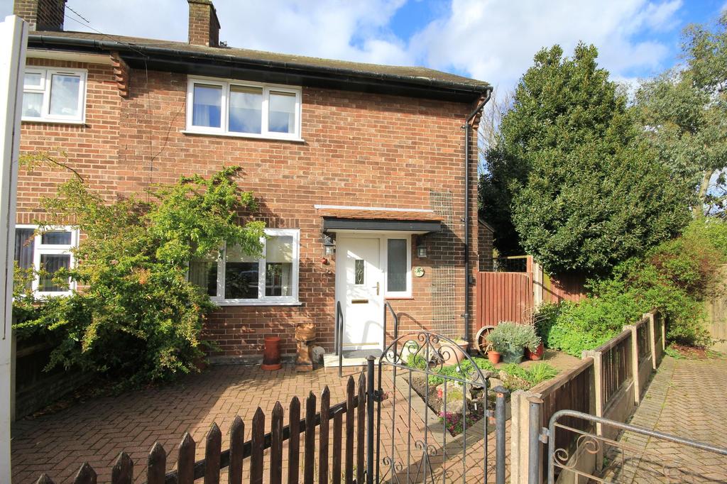 b Drive, Burtonwood, WA5 2 bed terraced house for sale £165,000