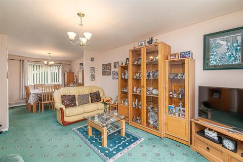 3 bedroom semi-detached house for sale, Shetland Way, Corby NN17