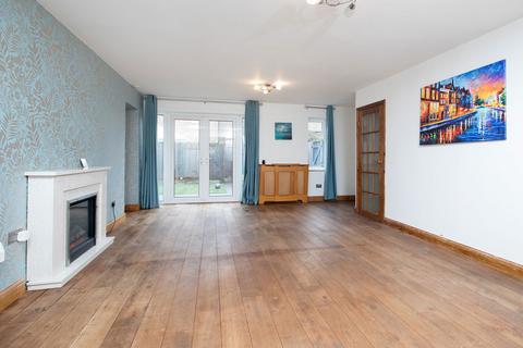 32 Bamburg Close, Corby, NN18 9PA