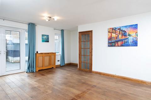 32 Bamburg Close, Corby, NN18 9PA