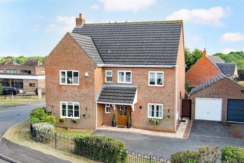 6 bedroom detached house for sale, Corby Road, Weldon NN17
