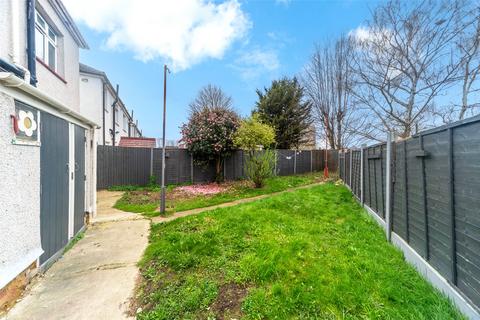 30 Lincoln Road, Erith, DA8 2EE
