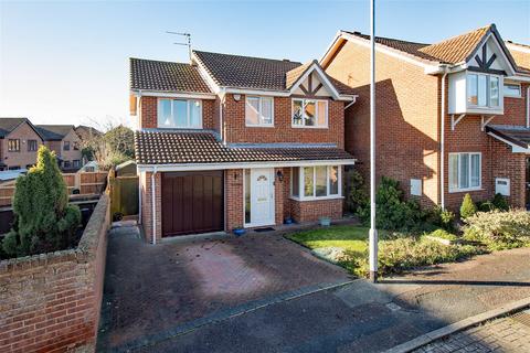 4 bedroom detached house for sale, Charnwood Road, Corby NN17