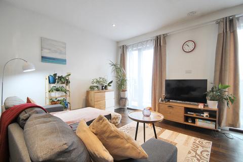 1 bedroom apartment for sale, Weston Court, Uxbridge, Greater London