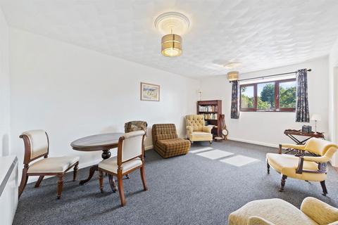 1 bedroom flat for sale, Cleaver  Court , Station Road, Kettering NN15