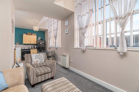 2 bedroom flat for sale, Cobden Street, Kettering NN16