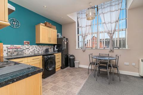 2 bedroom flat for sale, Cobden Street, Kettering NN16