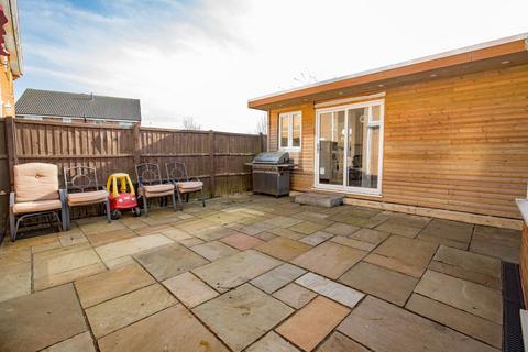 11 Greeve Close, Great Oakley, Corby, NN18 8LW