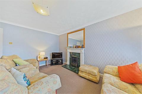 2 bedroom detached bungalow for sale, Woodland Avenue, Kettering NN15