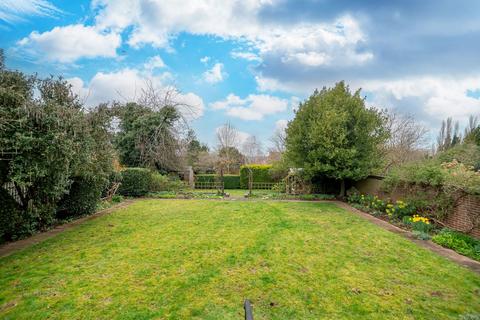 3 bedroom detached bungalow for sale, Headlands, Kettering NN15