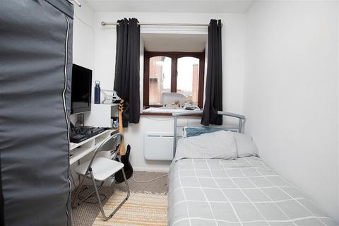 2 bedroom flat for sale, Russell Street, Kettering NN16