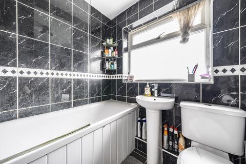 352 Beechings Way, Rainham, Gillingham, ME8 7BG