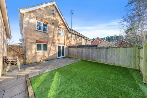 3 bedroom semi-detached house for sale, Abbots Way, Kettering NN15