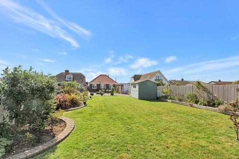 3 bedroom detached bungalow for sale, Roberts Road, New Romney TN28