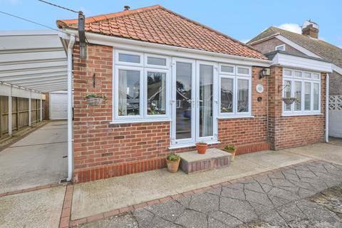 3 bedroom detached bungalow for sale, Roberts Road, New Romney TN28