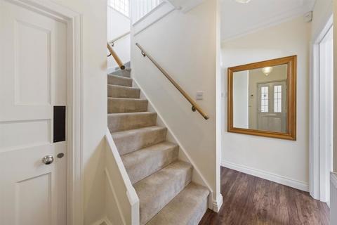 undefined, Neale Avenue, Kettering NN16