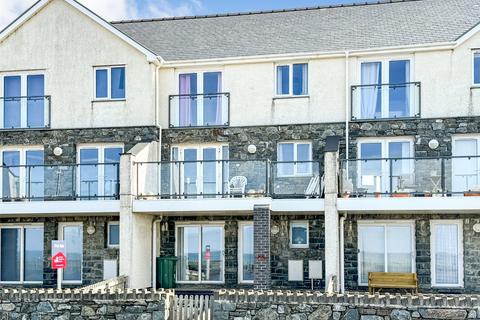 4 bedroom terraced house for sale, Marine Parade, Tywyn, Gwynedd, LL36