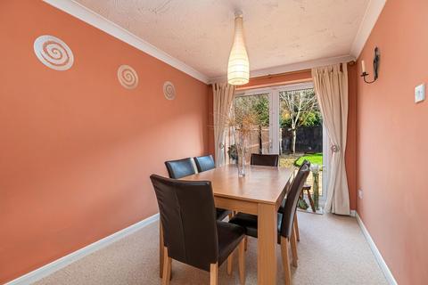 4 bedroom detached house for sale, Roundhill Close, Market Harborough LE16