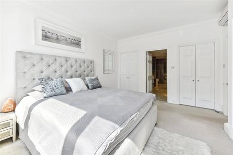 2 bedroom apartment for sale, Chelsea Crescent, Chelsea Harbour, London, SW10