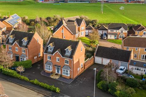 5 bedroom detached house for sale, Alvington Way, Market Harborough LE16