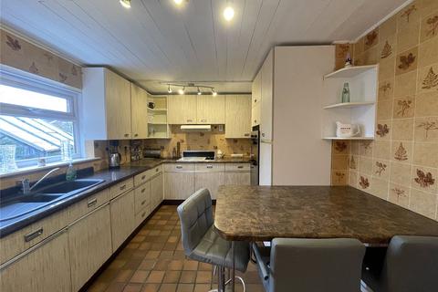 12 Bronte Drive, Kidderminster, DY10 3YU