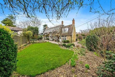 4 bedroom detached house for sale, Polopit, Titchmarsh NN14