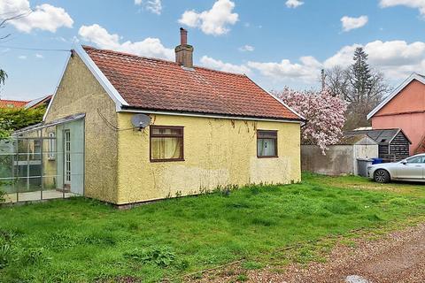 2 bedroom bungalow for sale, The Green, Rougham IP30