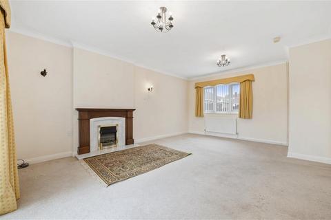 1 Clover Gardens, Kettering, NN16 9QW