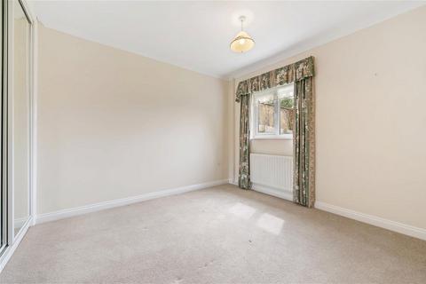 1 Clover Gardens, Kettering, NN16 9QW