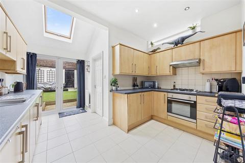 46 Field Street, Kettering, NN16 8EL
