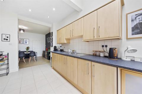 46 Field Street, Kettering, NN16 8EL