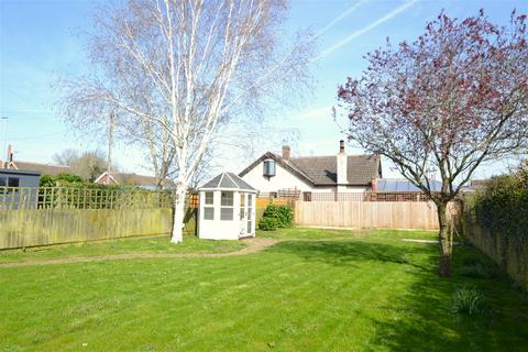 3 bedroom detached bungalow to rent, Kilby Road, Leicester LE8
