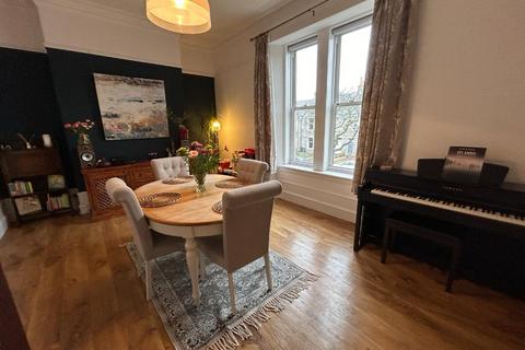 4 bedroom flat to rent, Devonshire Road, West End, Aberdeen, AB10