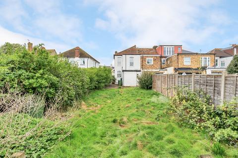 3 bedroom end of terrace house for sale, Old Charlton Road, Shepperton, TW17