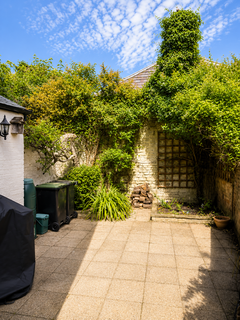 4 bedroom detached house to rent, North Street, Peterborough PE8