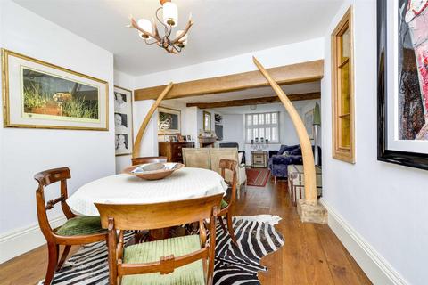 4 bedroom detached house to rent, North Street, Peterborough PE8