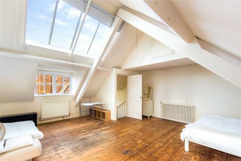 3 bedroom terraced house for sale, Shipton Street, London, E2