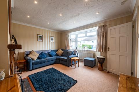 5 Ambarrow Crescent, Sandhurst, GU47 8JA