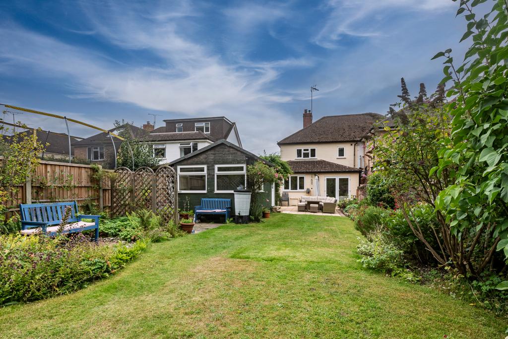 5 Ambarrow Crescent-32 newsky
