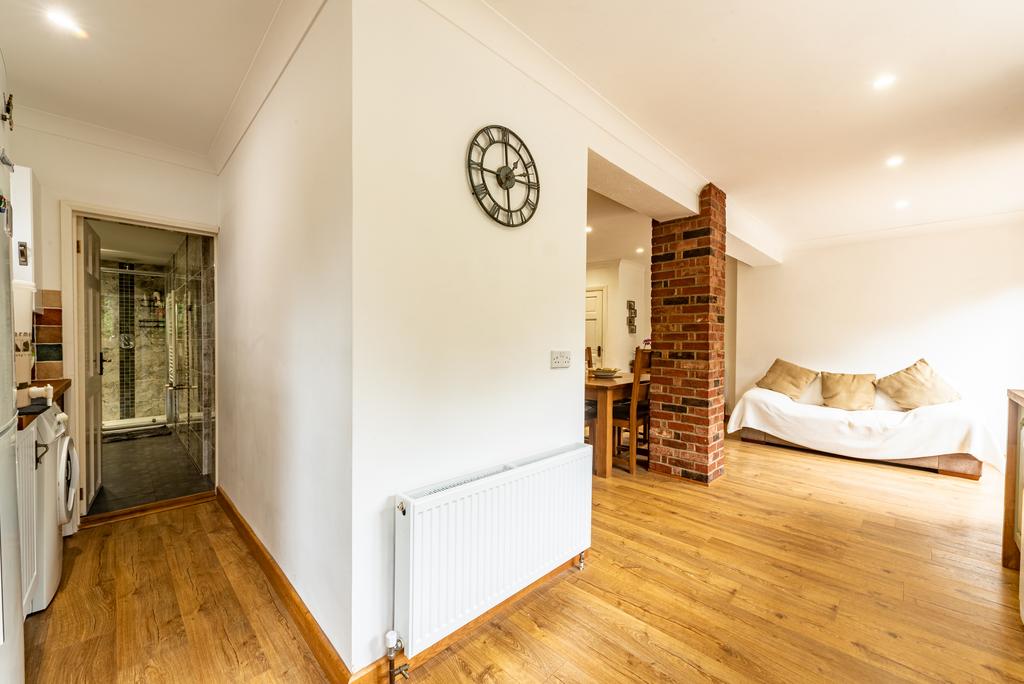 5 Ambarrow Crescent-25
