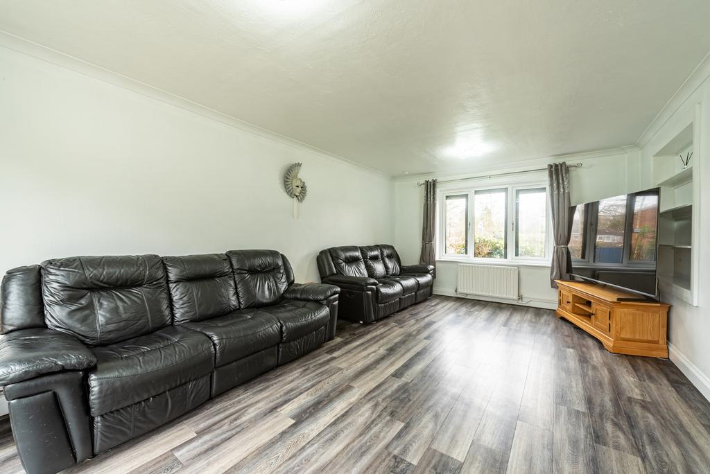 2 Aylesham Way-25