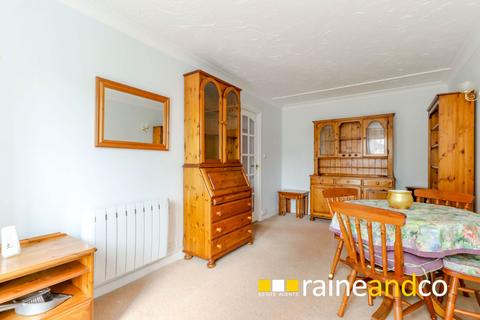 2 bedroom retirement property for sale, The Ridgeway, Codicote