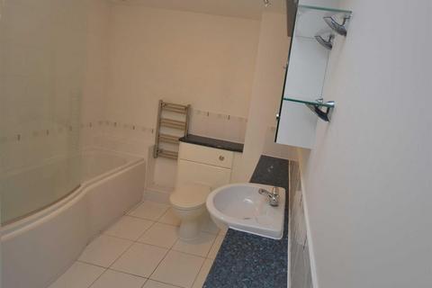 1 bedroom flat to rent, Northfield House, Finedon NN9