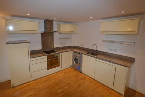 1 bedroom flat to rent, Northfield House, Finedon NN9