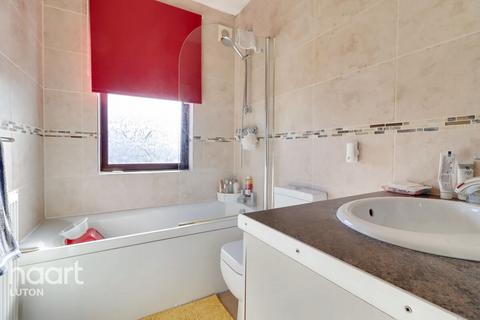 77 Bishopscote Road, Luton, LU3 1PA