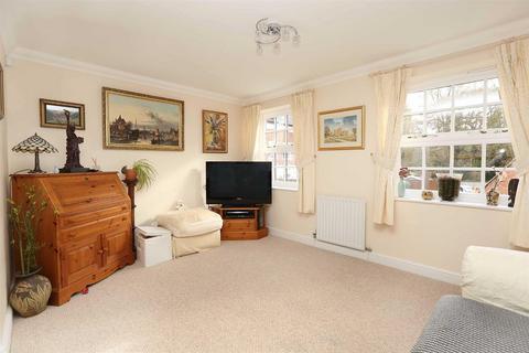 undefined, Heritage Court, Kettering NN16