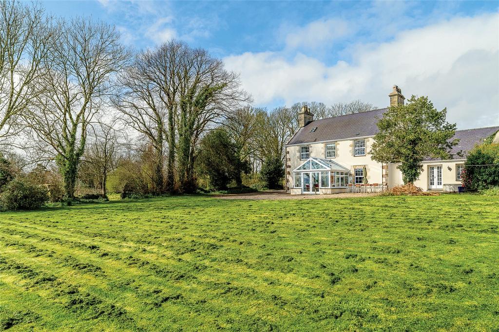 Trefdraeth, Anglesey, LL62 6 bed house for sale £825,000