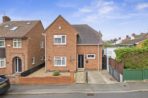 3 bedroom detached house to rent, Stanley Street, Rothwell NN14