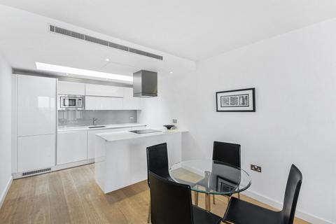 2 bedroom flat to rent, Courtyard Apartments, E1